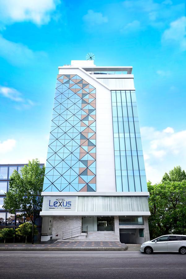 Hotel Lexus Rangum Exterior foto